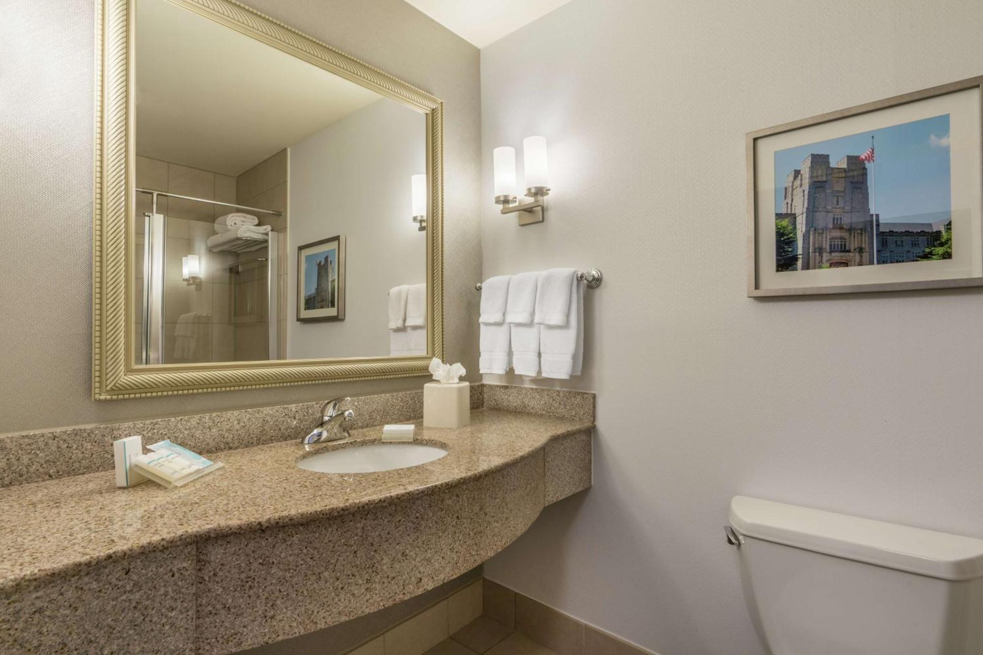 Hilton Garden Inn Blacksburg University Eksteriør billede